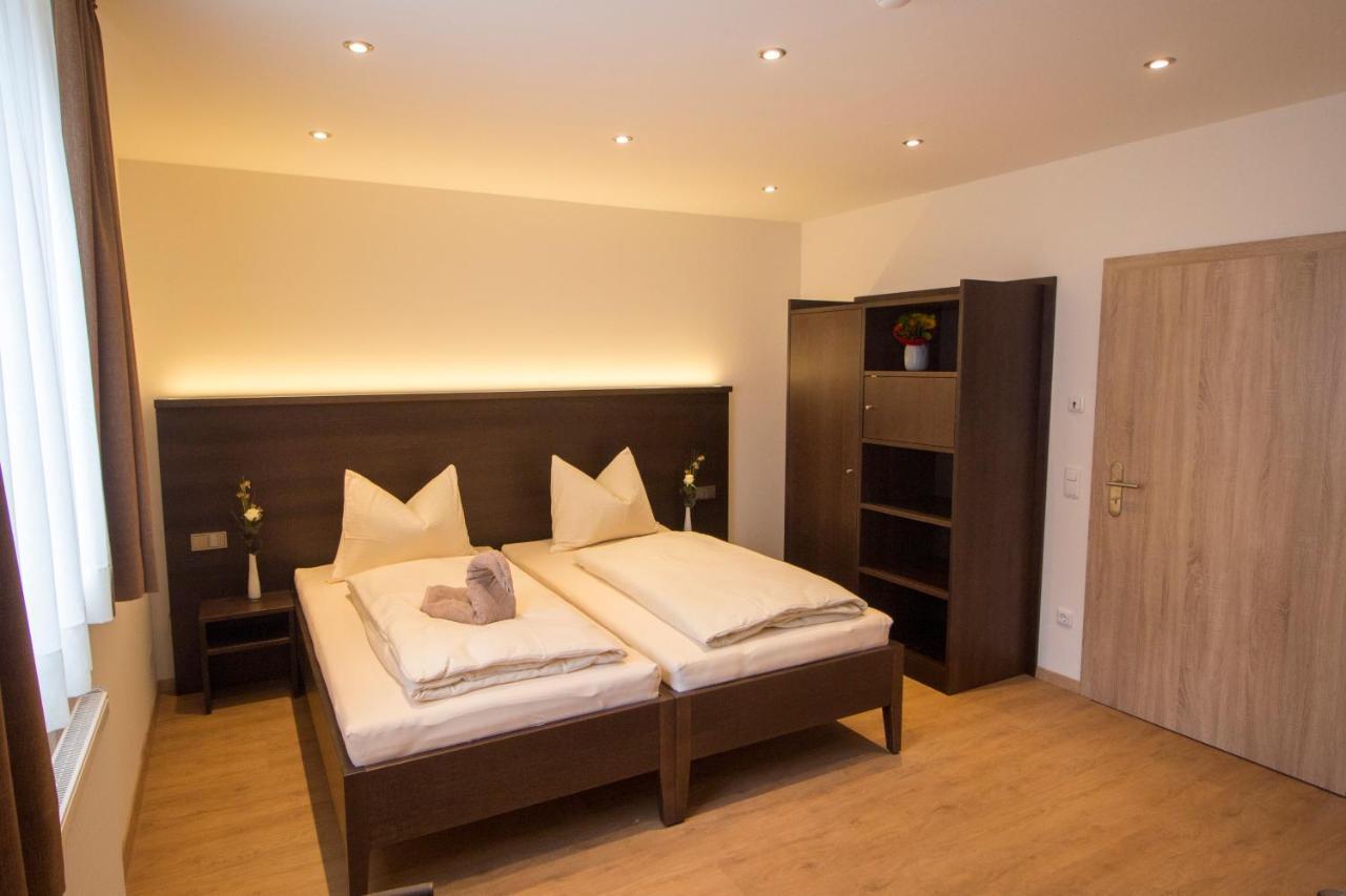 Gaestehaus Am Lindenhain Erding Extérieur photo